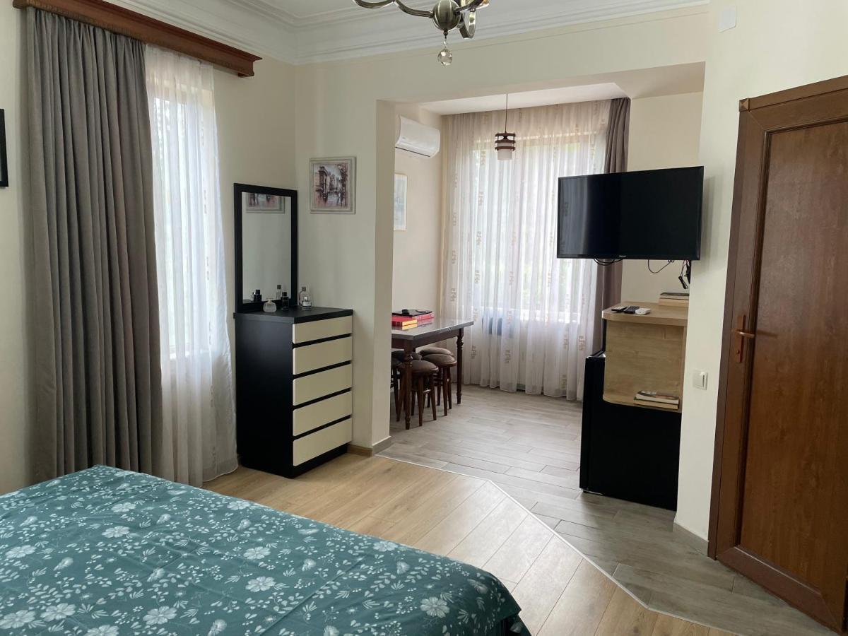 Temo Guest House 10 Batumi Zewnętrze zdjęcie